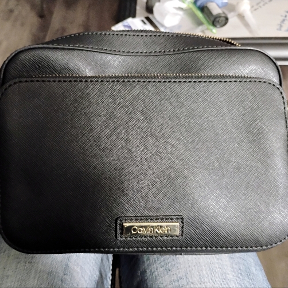 Calvin Klein Black crossbody bag